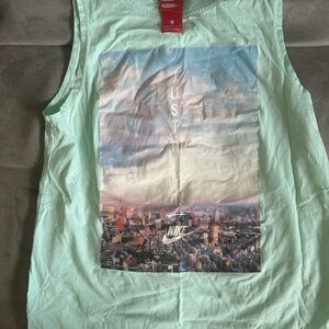 Nike dri-fit aqua tank top size small, lightly worn.